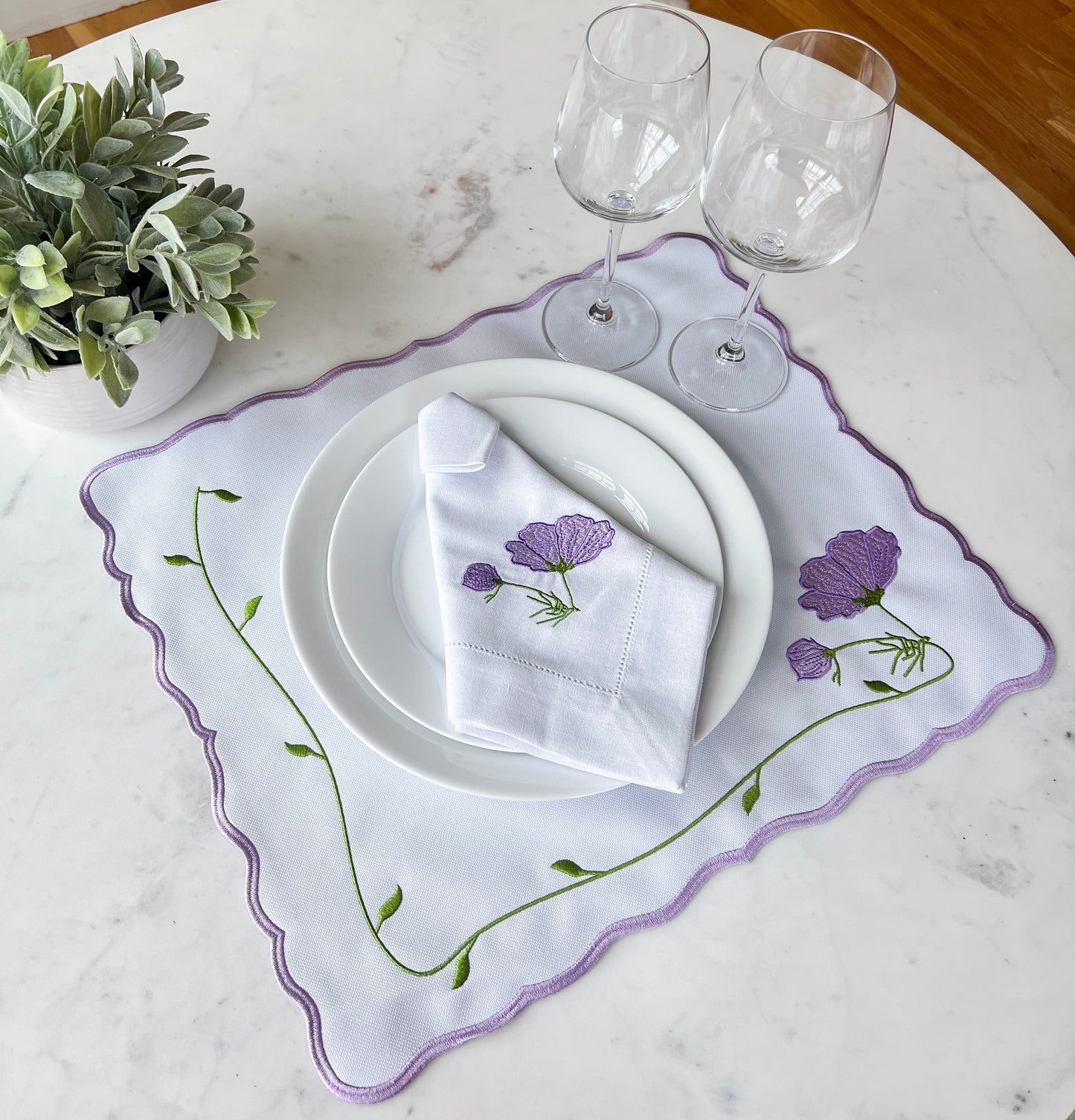 Double Side White and Purple Placemat
