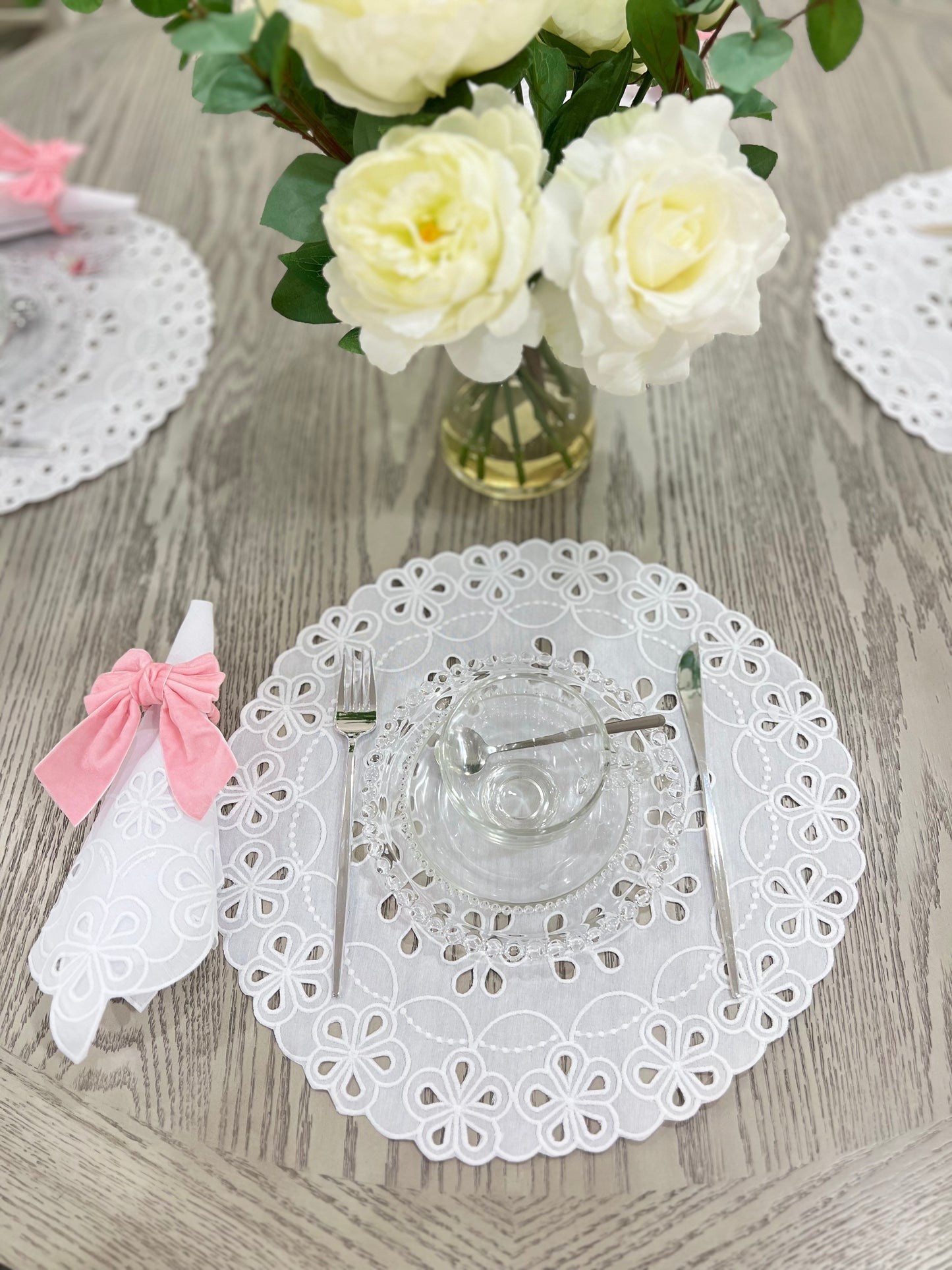 Richelieu Set • Placemat & Napkin