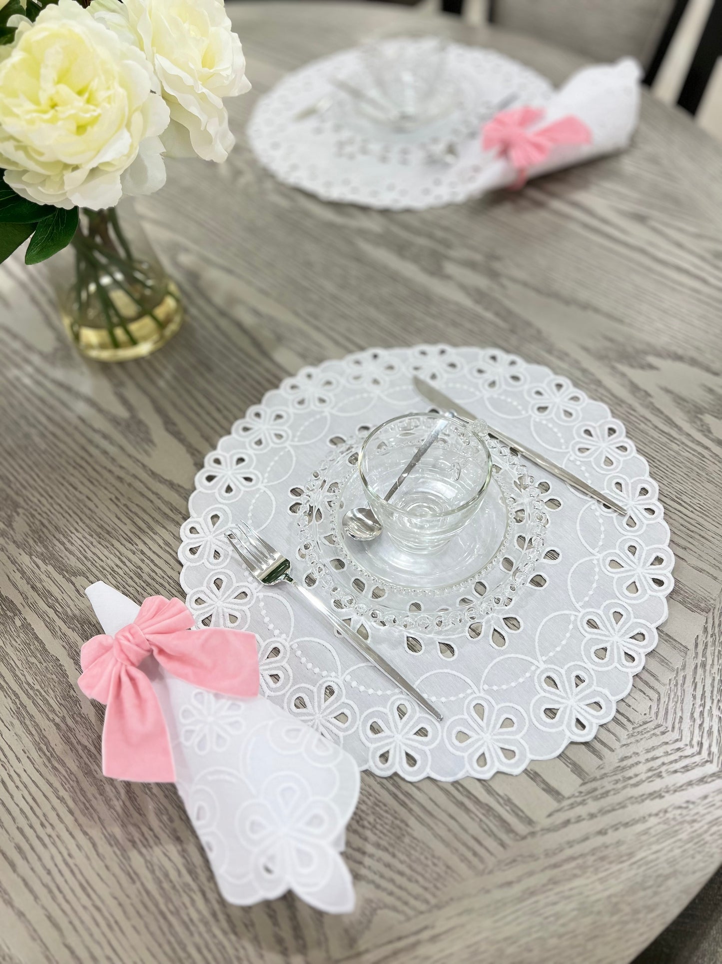Richelieu Set • Placemat & Napkin