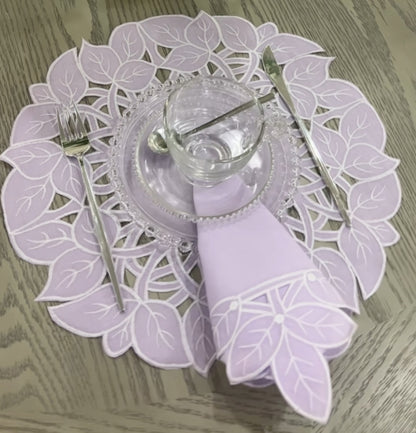 Richelieu Set • Placemat & Napkin