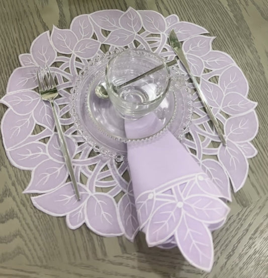 Richelieu Set • Placemat & Napkin